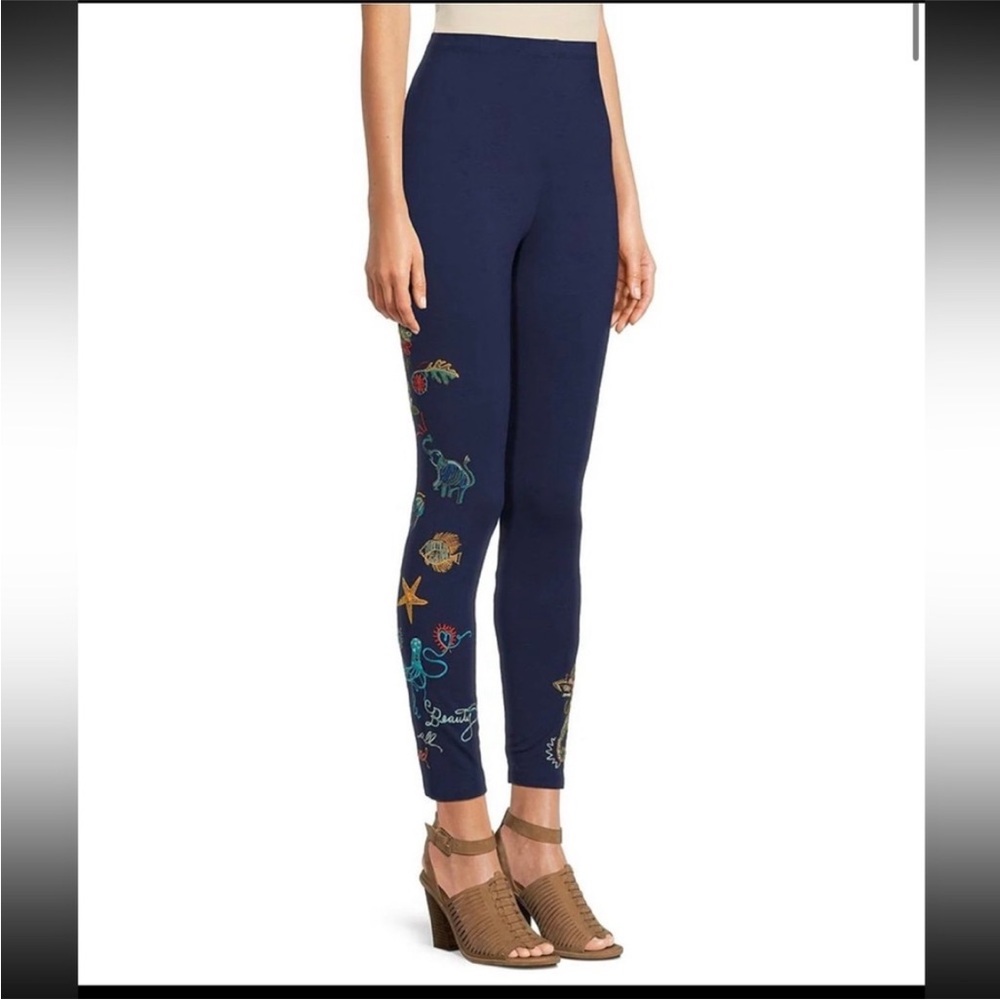 NEW JOHNNY WAS RARE ZOE EMBROIDERED LEGGINGS NAVY